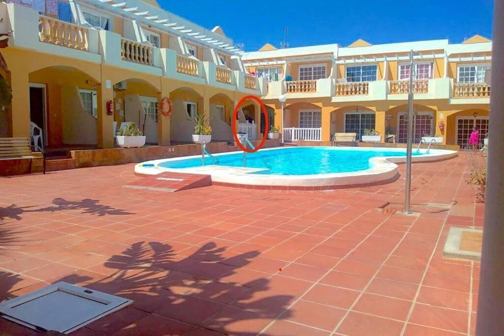 Apartment New Caleta,relax, Pool, Terrace, Wifi